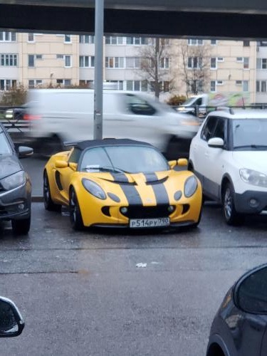 Lotus Elise. -