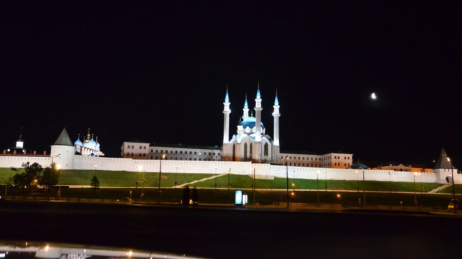 Казань ночью фото с телефона