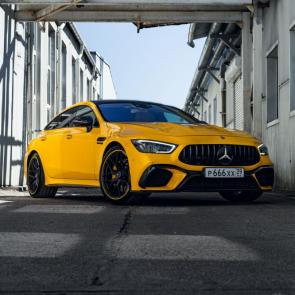 : Mercedes-Benz Gt63S